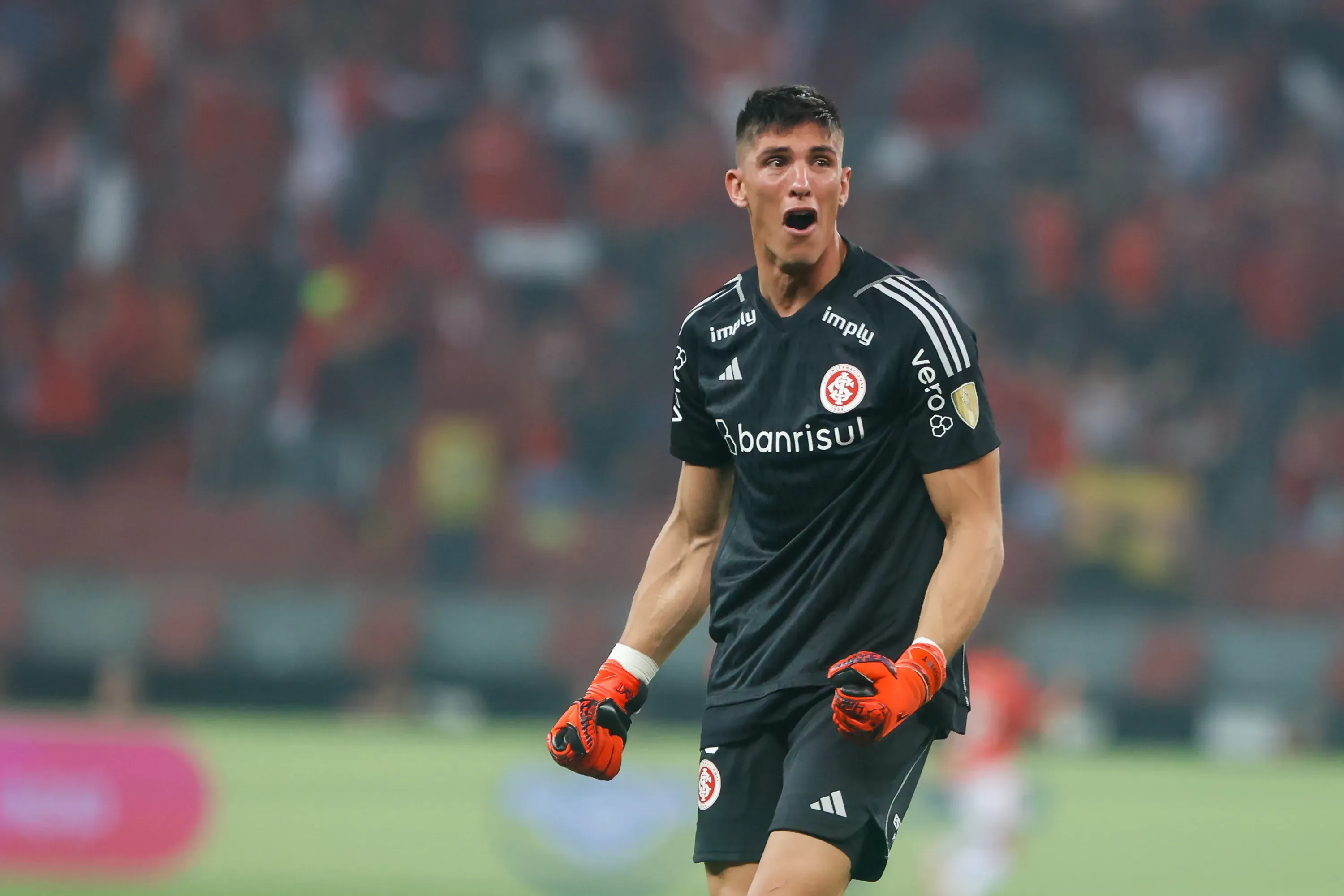 Rochet tem situação atualizada por médico – Foto: Luiz Erbes/AGIF.