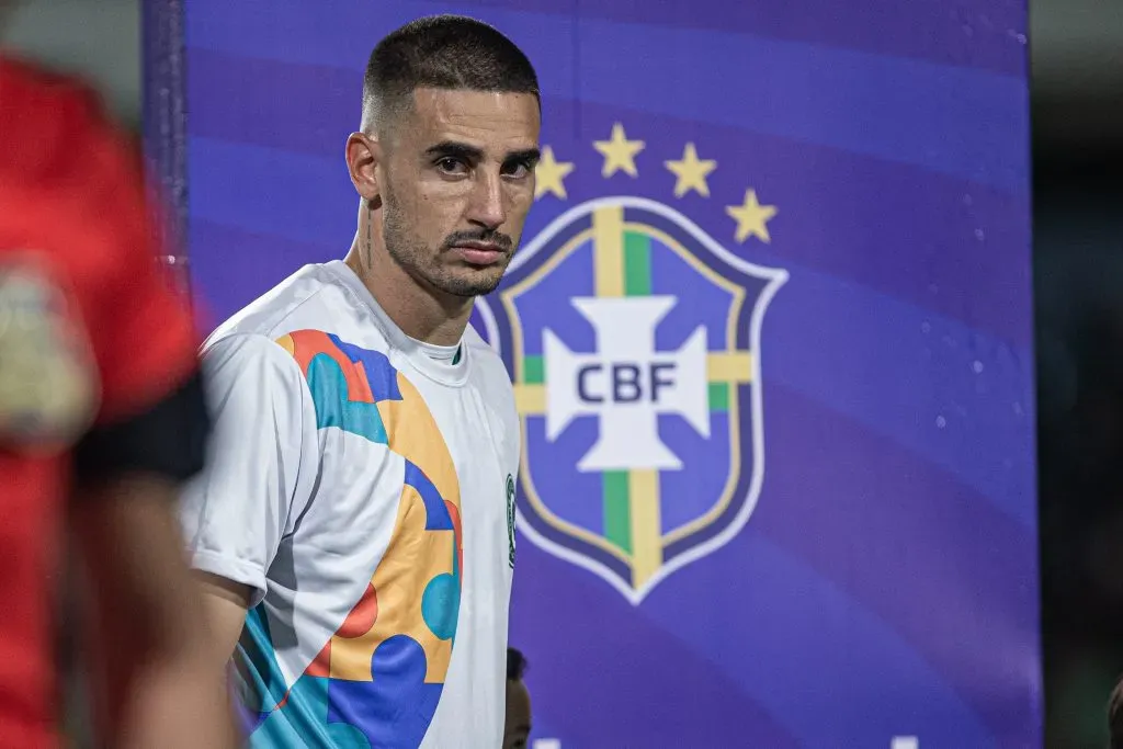 Thiago Galhardo jogador do Goias durante partida contra o Ponte Preta no estadio Serrinha pelo campeonato Brasileiro B 2024. Foto: Isabela Azine/AGIF