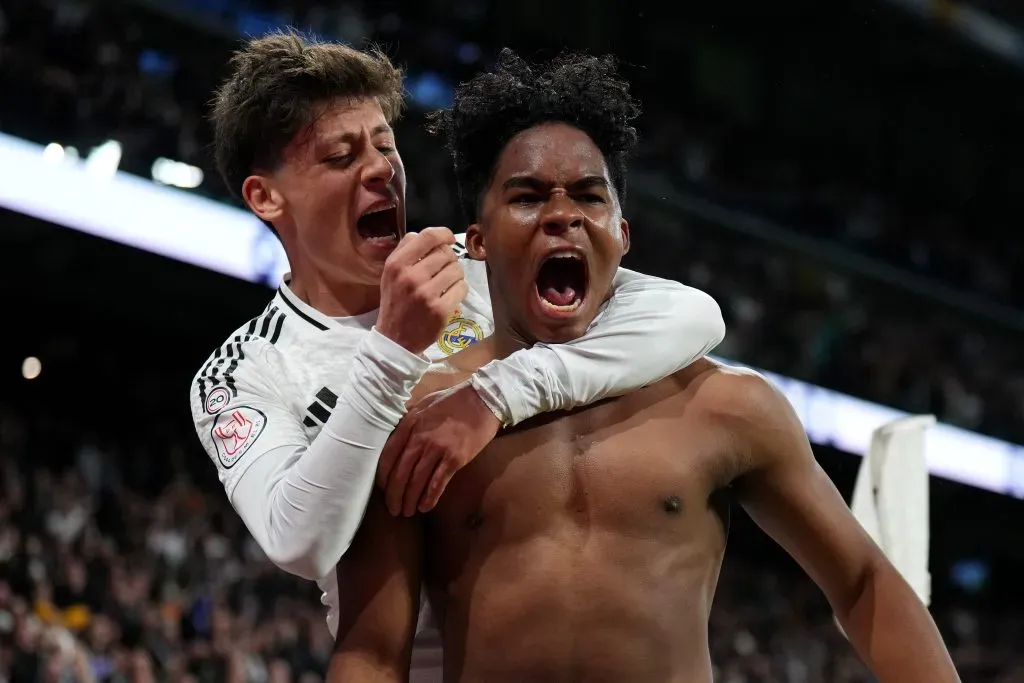 MADRID, SPAIN – JANUARY 16: Endrick of Real Madrid celebrates scoring his team’s third goal with Arda Gueler during the Copa Del Rey match between Real Madrid and Celta de Vigo at Estadio Santiago Bernabeu on January 16, 2025 in Madrid, Spain. (Photo by Angel Martinez/Getty Images)