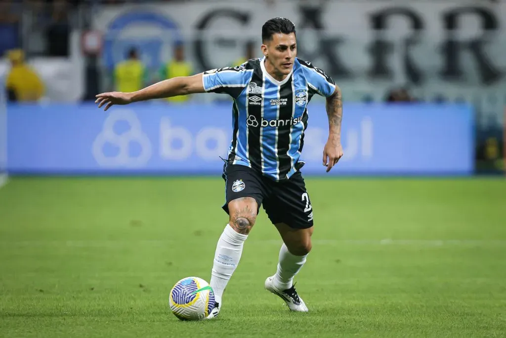 Pavon jogador do Gremio durante partida contra o Juventude no estadio Arena do Gremio pelo campeonato Brasileiro A 2024. Foto: Maxi Franzoi/AGIF