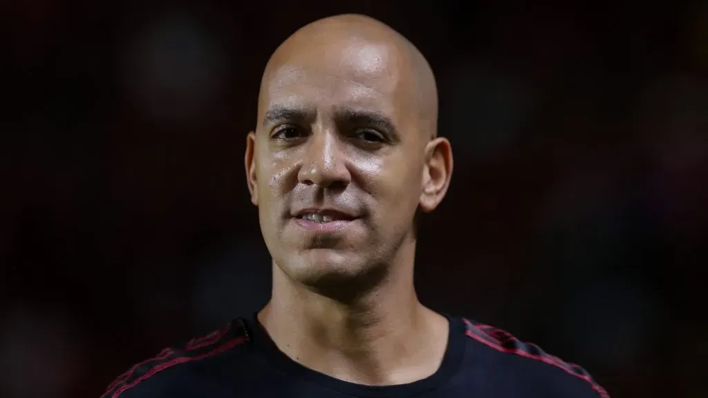 Pepa no comando técnico do Sport – Foto: Rafael Vieira/AGIF