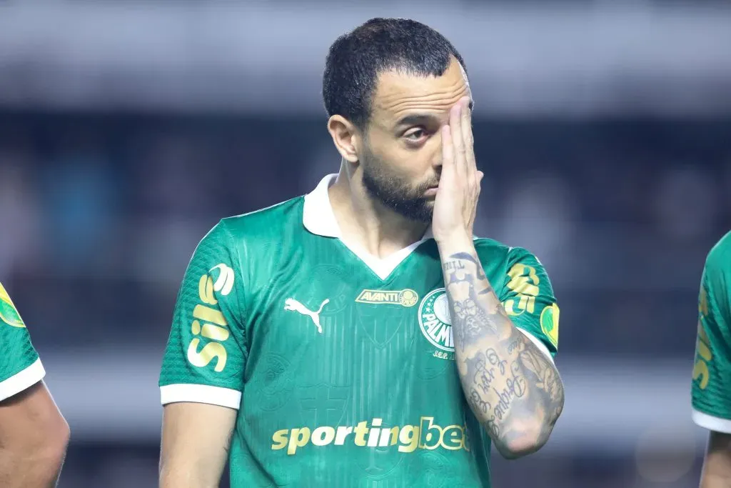 Felipe Anderson se recuperou de dores no púbis e fica à disposição de Abel Ferreira. Foto: Reinaldo Campos/AGIF