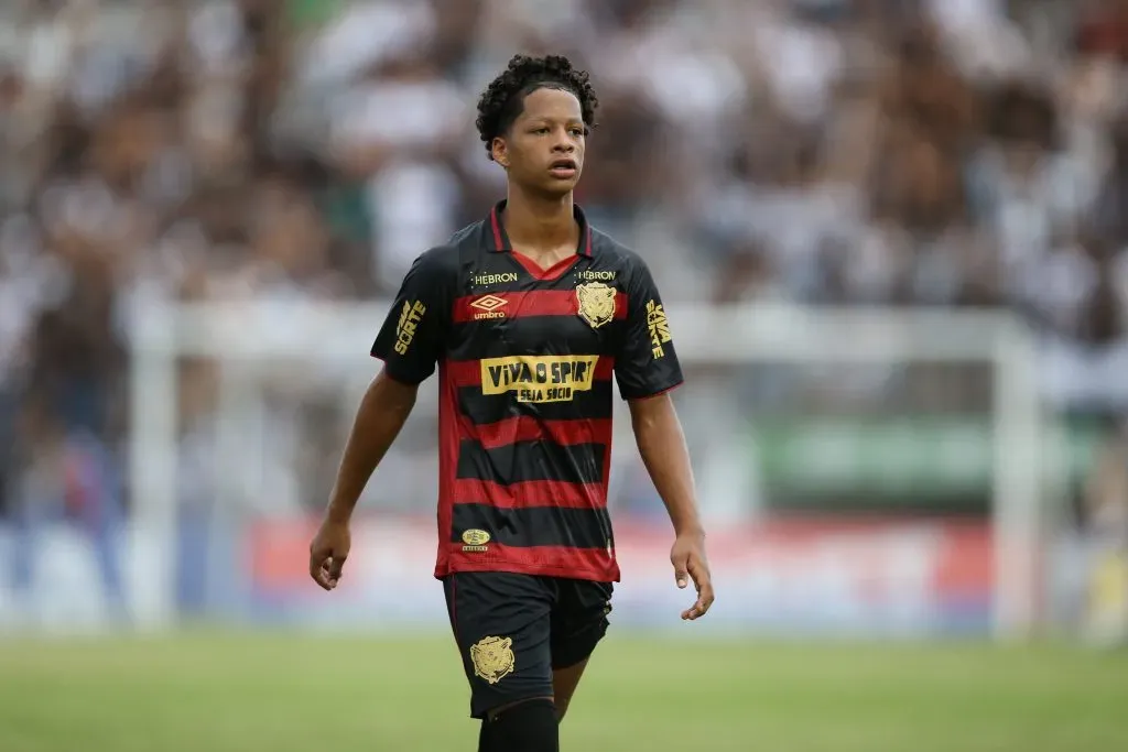 PE – CARUARU – 26/01/2025 – PERNAMBUCANO 2025, CENTRAL X SPORT – Ze Lucas jogador do Sport durante a partida entre Central e Sport no Estadio Lacerdao em Caruaru (PE), pelo campeonato pernambucano 2025. Foto: Marlon Costa/AGIF