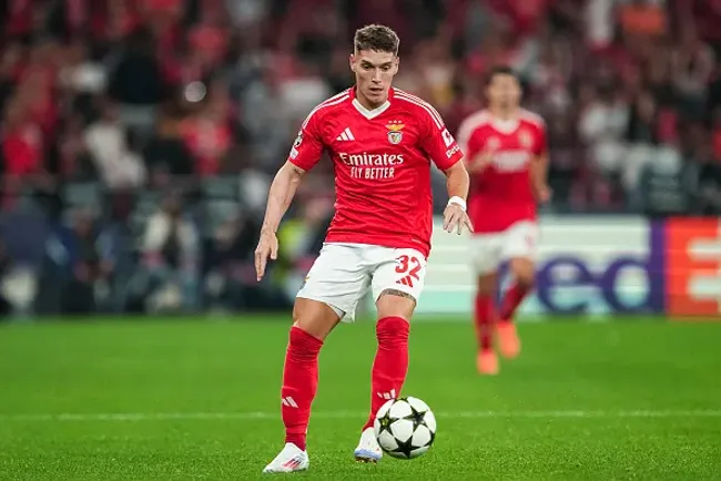 Benjamin Rollheiser jogando no Benfica-POR – (Photo by Pedro Loureiro/Eurasia Sport Images/Getty Images)