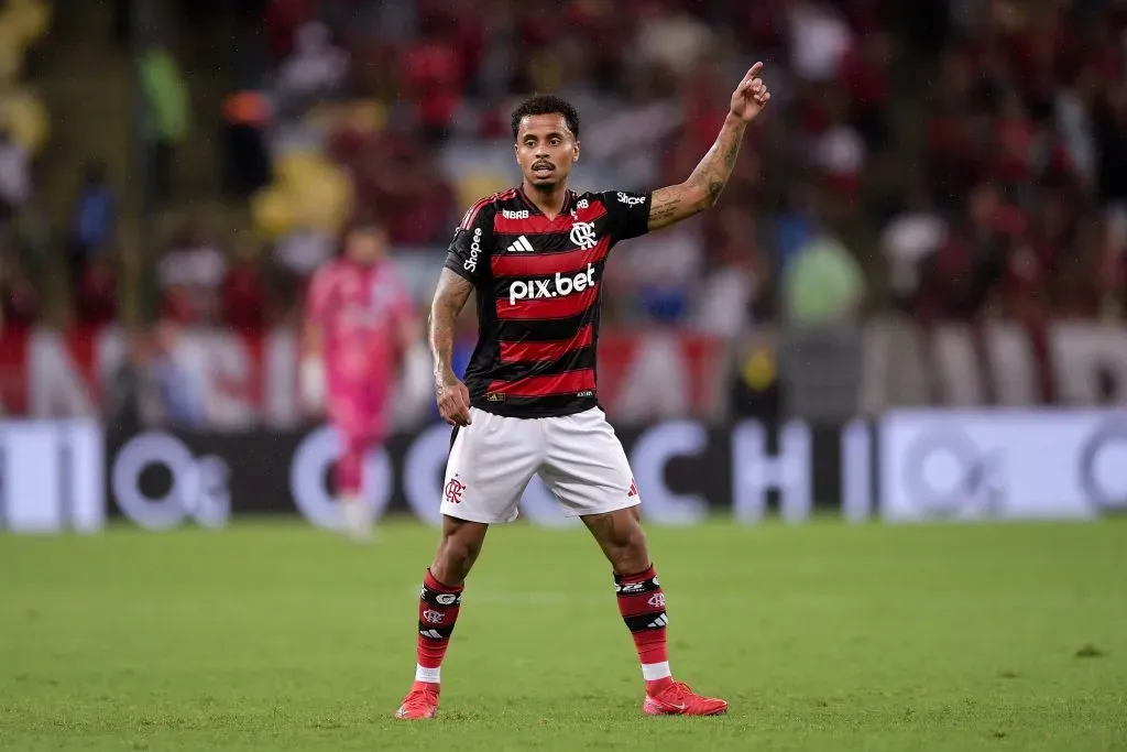 RJ – RIO DE JANEIRO – 30/01/2025 – CARIOCA 2025, FLAMENGO X SAMPAIO CORREA – Allan jogador do Flamengo durante partida contra o Sampaio Correa no estadio Maracana pelo campeonato Carioca 2025. Foto: Thiago Ribeiro/AGIF