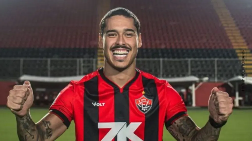 Lucas Halter apresentado no Vitória