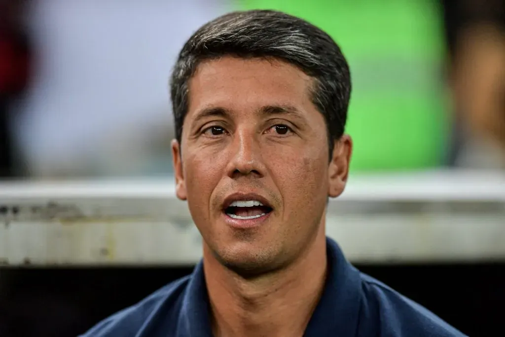 Carpini falou sobre James – Foto: Thiago Ribeiro/AGIF.