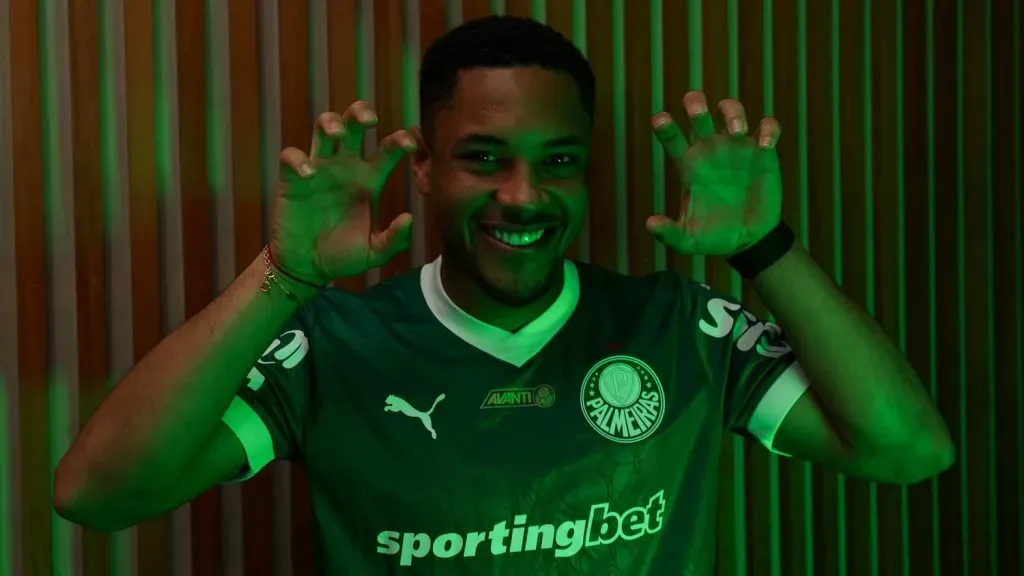 Vitor Roque, na Academia de Futebol. (Foto: Cesar Greco/Palmeiras/by Canon)