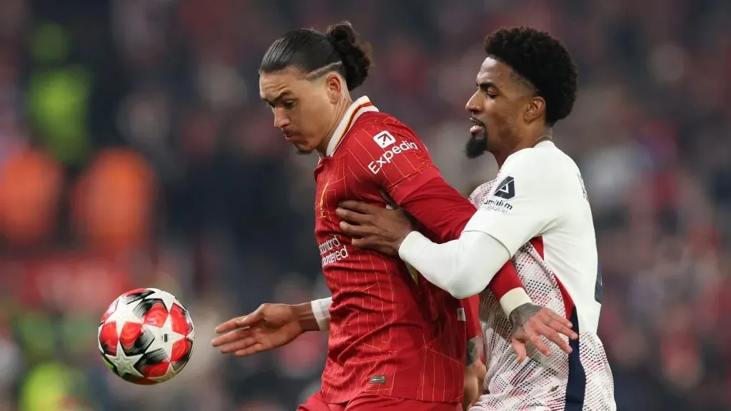 Alexsandro Ribeiro em partida pelo Lille. (Photo by Carl Recine/Getty Images)