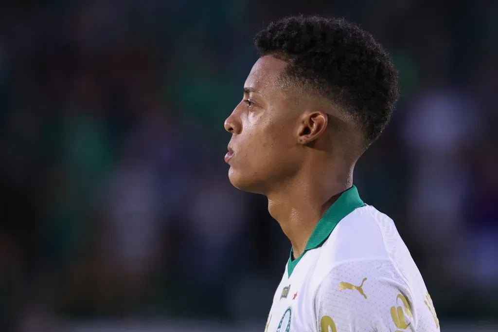 SP – CAMPINAS – 02/02/2025 – PAULISTA 2025, GUARANI X PALMEIRAS – Vanderlan jogador do Palmeiras durante partida contra o Guarani no estadio Brinco de Ouro pelo campeonato Paulista 2025. Foto: Marcello Zambrana/AGIF