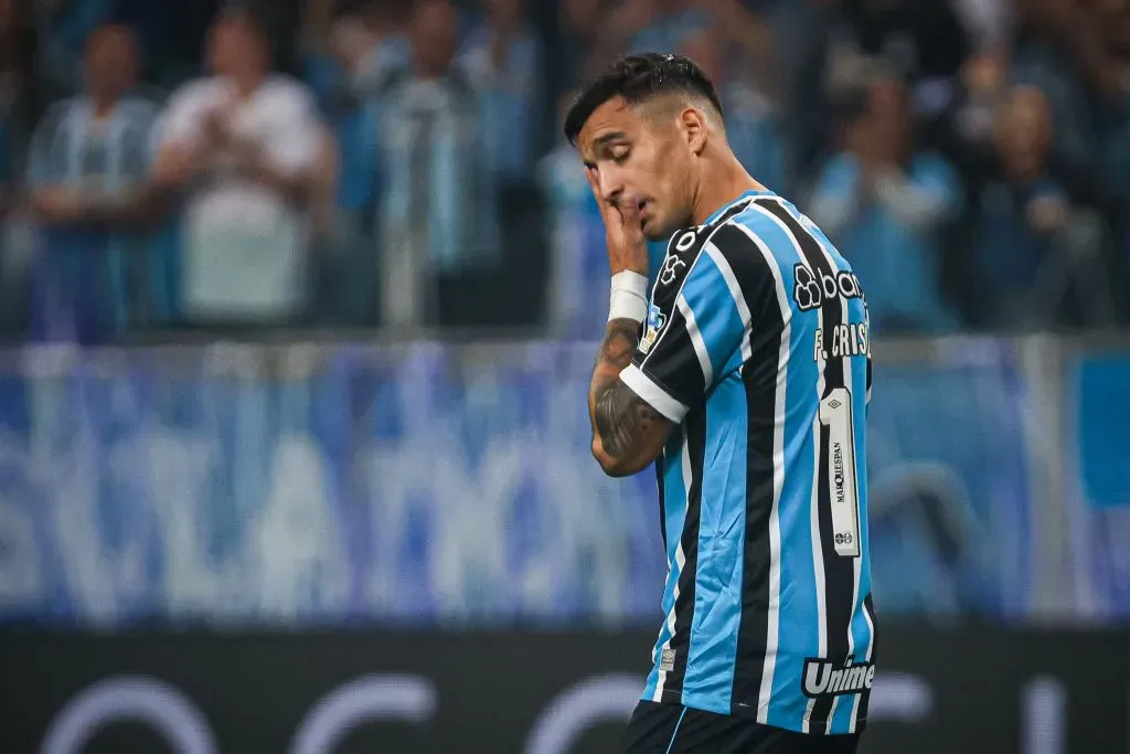 RS – PORTO ALEGRE – 21/05/2023 – BRASILEIRO A 2023, GREMIO X INTERNACIONAL – Cristaldo jogador do Gremio lamenta chance perdida durante partida contra o Internacional no estadio Arena do Gremio pelo campeonato BRASILEIRO A 2023. Foto: Maxi Franzoi/AGIF