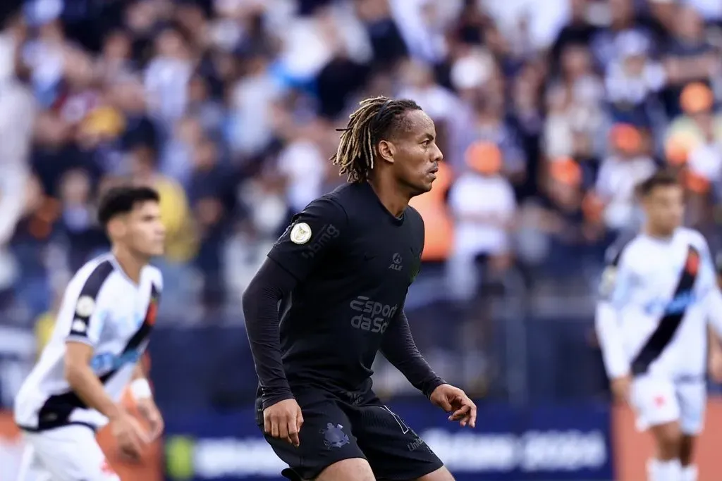 SP – SAO PAULO – 24/11/2024 – BRASILEIRO A 2024, CORINTHIANS X VASCO – Carrillo jogador do Corinthians durante partida contra o Vasco no estadio Arena Corinthians pelo campeonato Brasileiro A 2024. Foto: Marcello Zambrana/AGIF