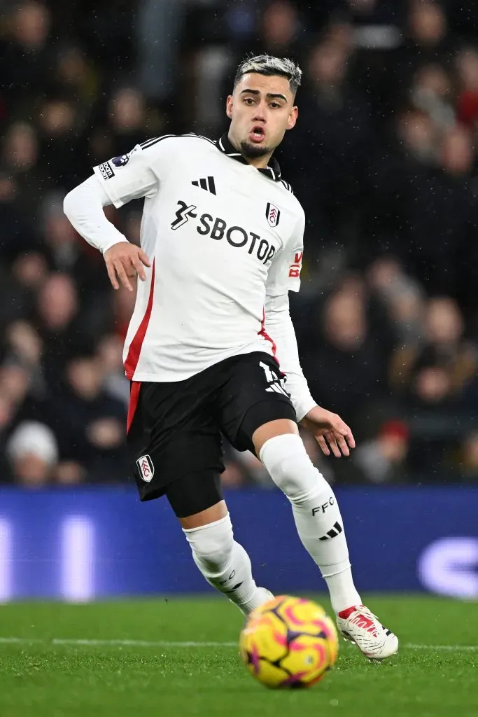 LONDON, ENGLAND – DECEMBER 08: Andreas Pereira of Fulham in action during the Premier League match between Fulham FC and Arsenal FC at Craven Cottage on December 08, 2024 in London, England. (Photo by Mike Hewitt/Getty Images)