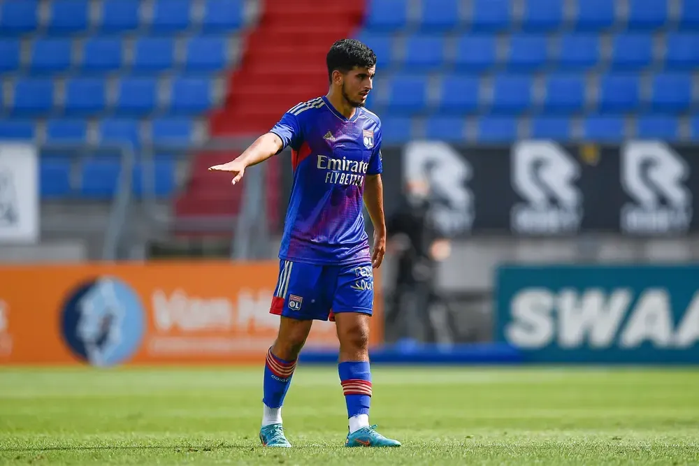 El Arouch, reforço do Botafogo. Foto: Damien Gomez/Lyon