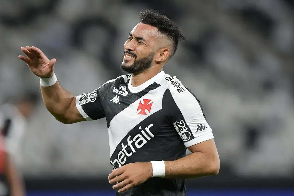 Payet foi elogiado por Vegetti – Foto: Thiago Ribeiro/AGIF.