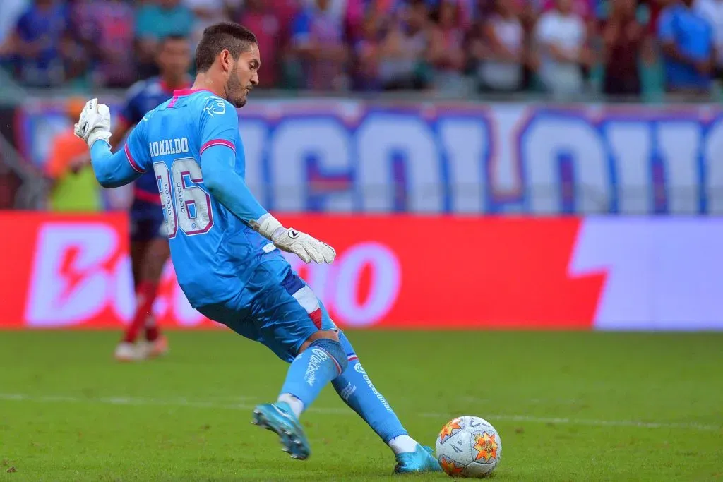 BA – SALVADOR – 26/03/2025 – COPA DO NORDESTE 2025, BAHIA X CEARA – Ronaldo, goleiro do Bahia durante partida contra o Ceara no estadio Arena Fonte Nova pelo campeonato Copa Do Nordeste 2025. Foto: Walmir Cirne/AGIF