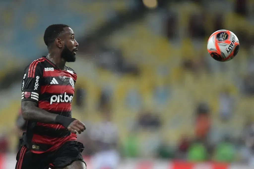RJ – RIO DE JANEIRO – 12/03/2025 – CARIOCA 2025, FLUMINENSE X FLAMENGO – Gerson jogador do Flamengo durante partida contra o Fluminense no estadio Maracana pelo campeonato Carioca 2025. Foto: Thiago Ribeiro/AGIF