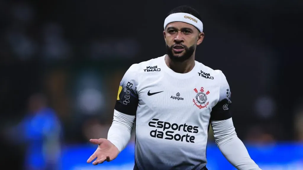 Depay, atacante do Corinthians