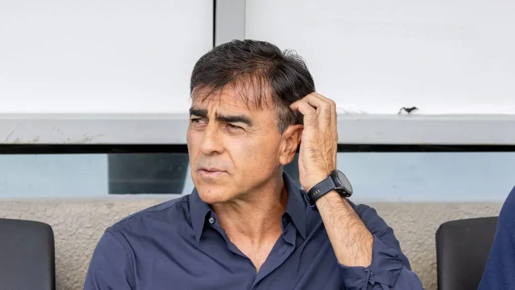 Quinteros virou assunto no Grêmio - Foto: Liamara Polli/AGIF.