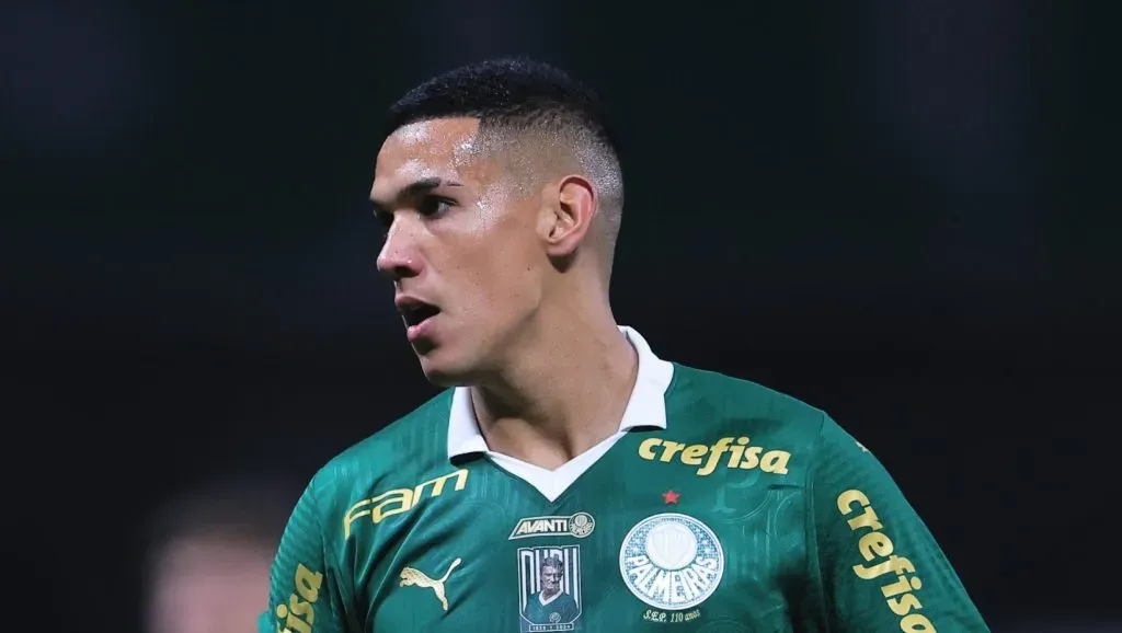 Naves interessa ao Botafogo - Foto: Ettore Chiereguini/AGIF.