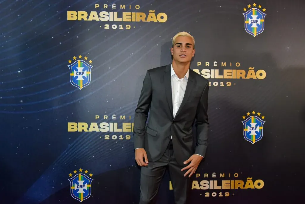 Botafogo foi o único que sondou Reinier – Foto: Thiago Ribeiro/AGIF.