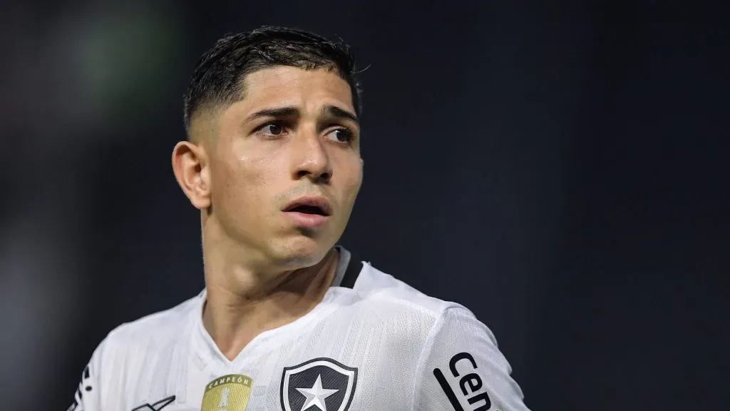 Bahia pede Savarino por Cauly (Imagem: Thiago Ribeiro/AGIF)