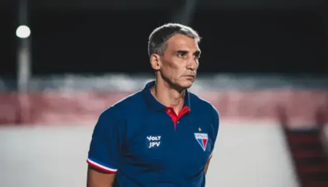Vojvoda, técnico do Fortaleza.