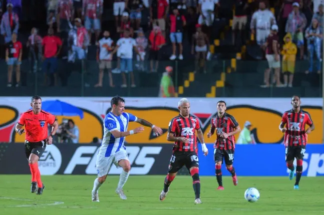 Vitória x Cerro Largo pela Sul-Americana. 2025. Foto: Walmir Cirne/AGIF