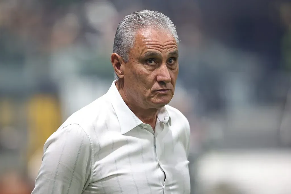 MG – BELO HORIZONTE – 03/07/2024 – BRASILEIRO A 2024, ATLETICO-MG X FLAMENGO – Tite tecnico do Flamengo durante partida contra o Atletico-MG no estadio Arena MRV pelo campeonato Brasileiro A 2024. Foto: Gilson Lobo/AGIF