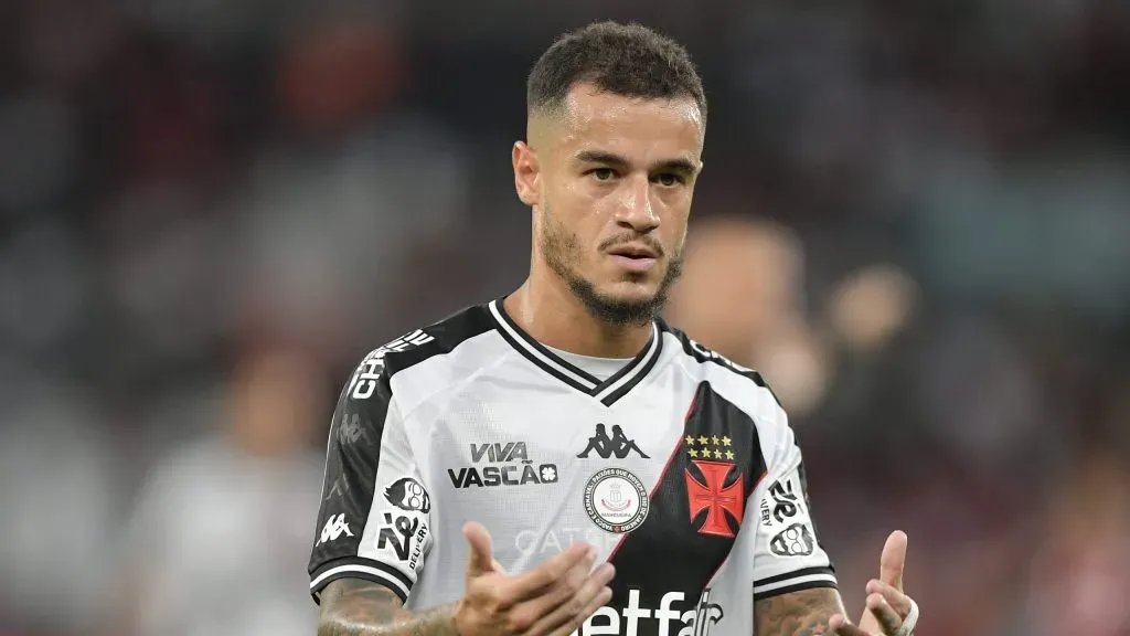 Coutinho jogador do Vasco durante partida contra o Flamengo no estadio Engenhao pelo campeonato Carioca 2025. Foto: Thiago Ribeiro/AGIF