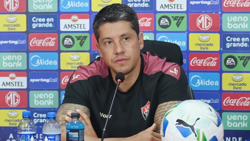 Thiago Carpini recusou assumir o Vasco – Foto: Walmir Cirne/AGIF.