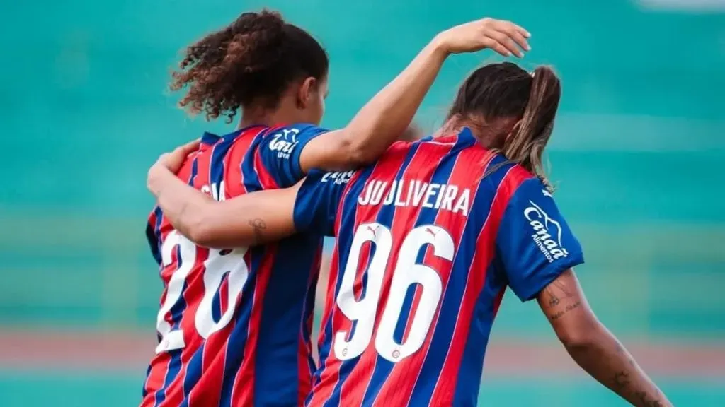 Jogadoras do Bahia comemoram gol contra o Fluminense (Reprodução/Leticia Martins/Bahia)