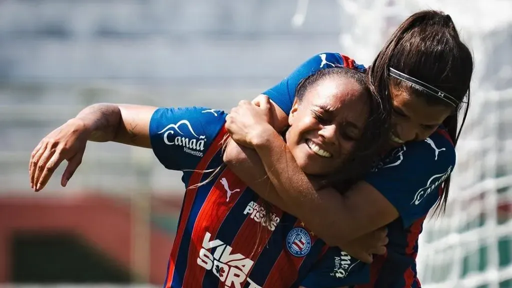 Jogadoras do Bahia comemoram gol contra o Fluminense (Reprodução/Bruno Menezes/Bahia)