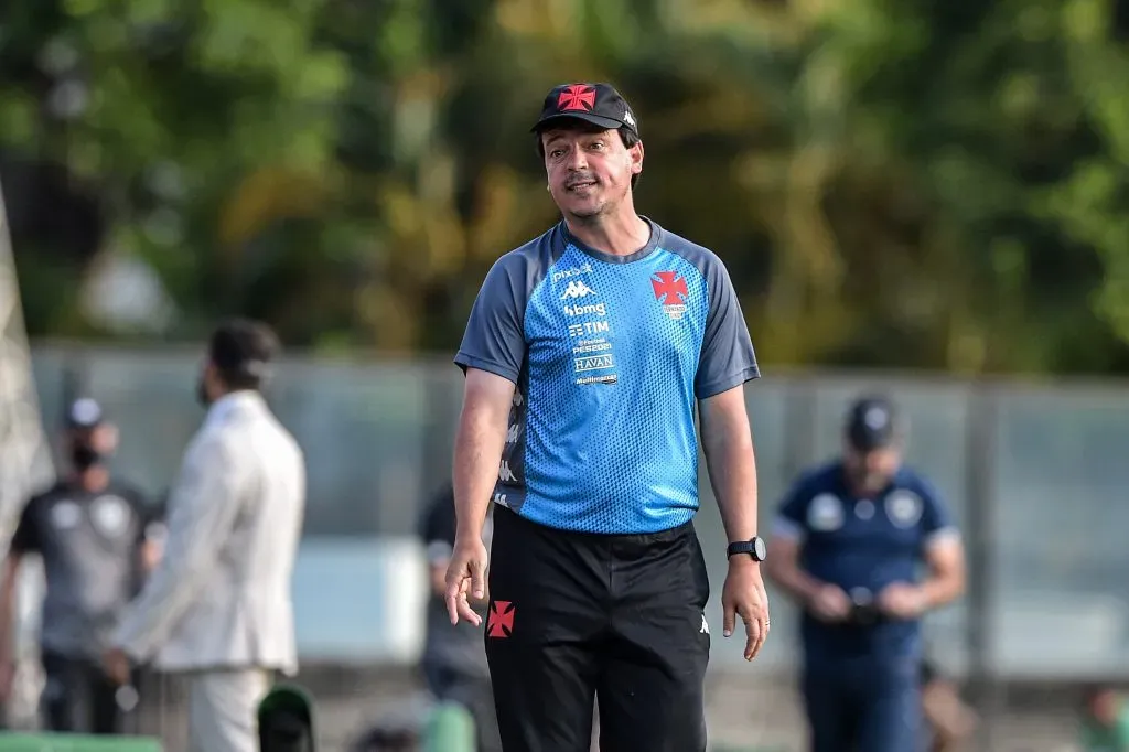 Fernando Diniz treinando o Vasco em 2021 – Thiago Ribeiro/AGIF