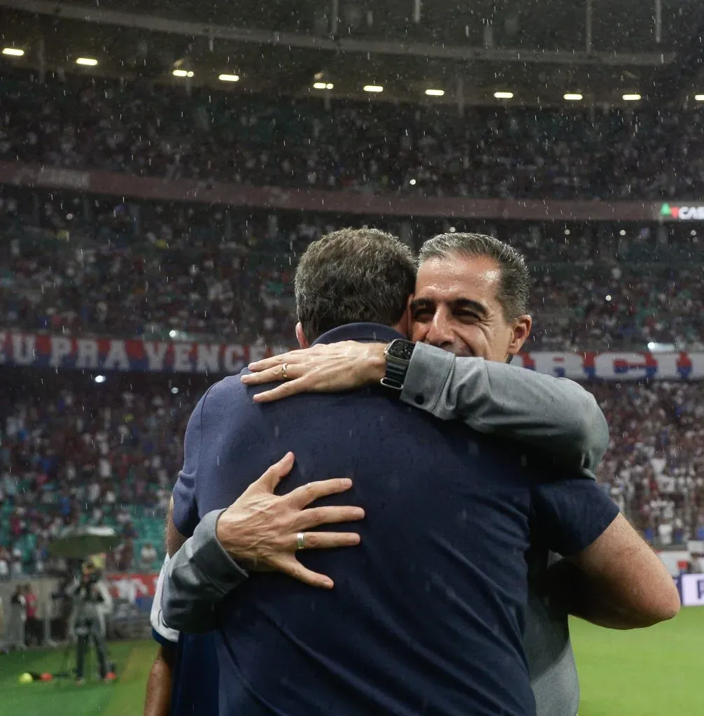 BA – SALVADOR – 03/05/2025 – BRASILEIRO A 2025, BAHIA X BOTAFOGO – Renato Paiva tecnico do Botafogo durante partida contra o Bahia no estadio Arena Fonte Nova pelo campeonato Brasileiro A 2025. Foto: Jhony Pinho/AGIF