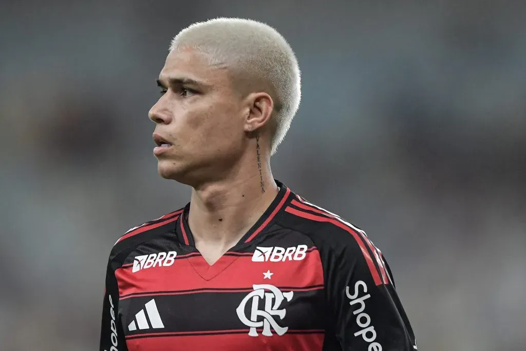 RJ – RIO DE JANEIRO – 12/03/2025 – CARIOCA 2025, FLUMINENSE X FLAMENGO – Luiz Araujo jogador do Flamengo durante partida contra o Fluminense no estadio Maracana pelo campeonato Carioca 2025. Foto: Thiago Ribeiro/AGIF