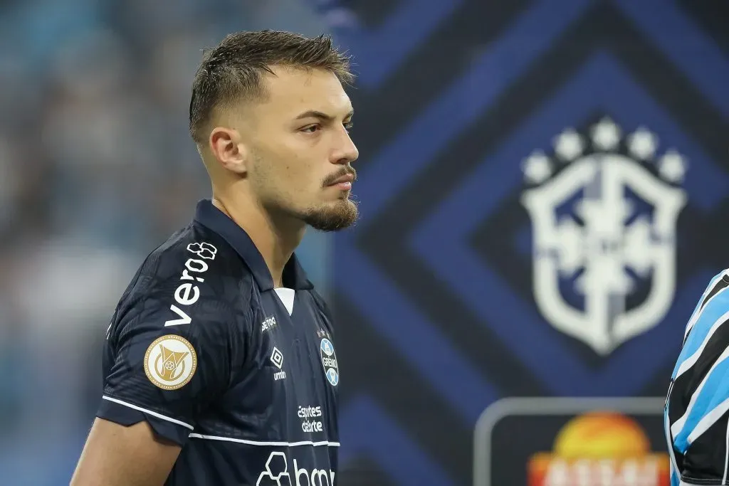 RS – PORTO ALEGRE – 21/05/2023 – BRASILEIRO A 2023, GREMIO X INTERNACIONAL – Gabriel Grando goleiro do Gremio durante partida contra o Internacional no estadio Arena do Gremio pelo campeonato BRASILEIRO A 2023. Foto: Pedro H. Tesch/AGIF
