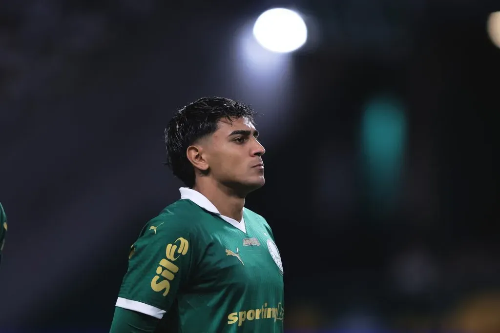 SP – SAO PAULO – 06/02/2025 – PAULISTA 2025, PALMEIRAS X CORINTHIANS – Facundo Torres jogador do Palmeiras durante partida contra o Corinthians no estadio Arena Allianz Parque pelo campeonato Paulista 2025. Foto: Ettore Chiereguini/AGIF