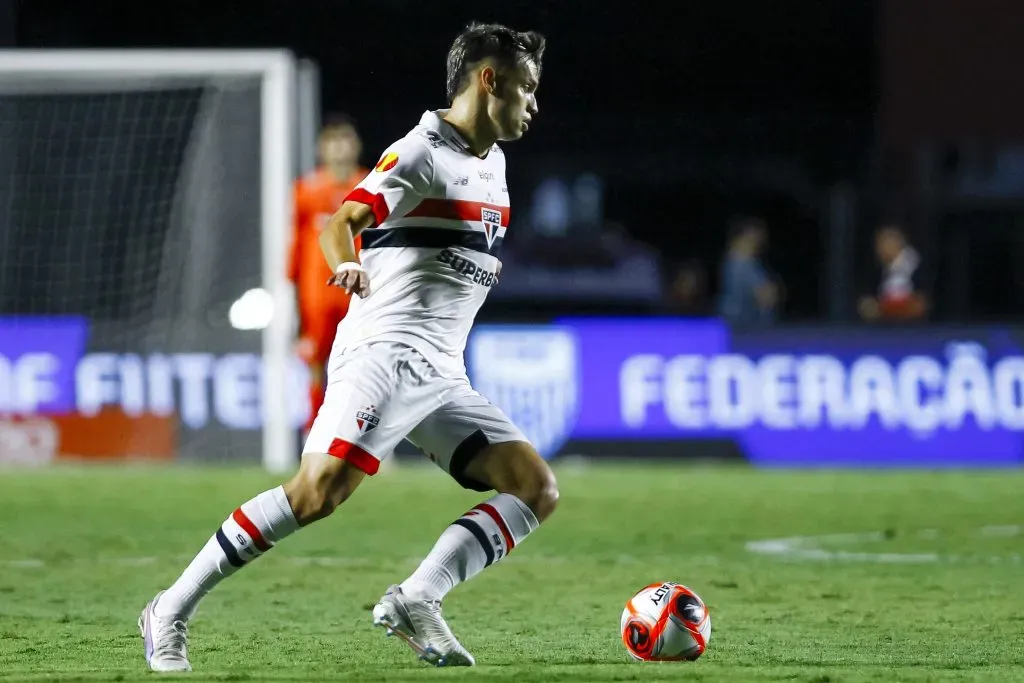 Bobadilla jogador do São Paulo durante partida contra o Guarani pelo campeonato Paulista 2025. Foto: Marco Miatelo/AGIF
