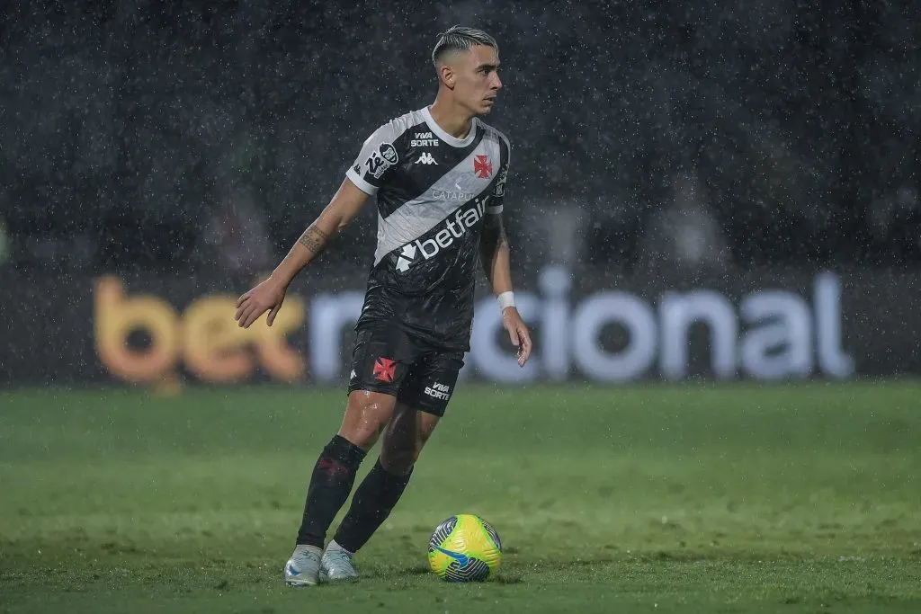 Puma Rodriguez jogador do Vasco durante partida contra o Atlético-MG pelo campeonato Copa Do Brasil 2024. Foto: Thiago Ribeiro/AGIF