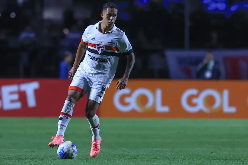 Igor Vinicius jogador do São Paulo durante partida contra o Bragantino pelo campeonato Brasileiro A 2024. Foto: Marcello Zambrana/AGIF