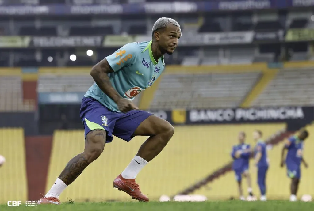 Wesley foi cortado de Equador x Brasil – Foto: Rafael Ribeiro/CBF.