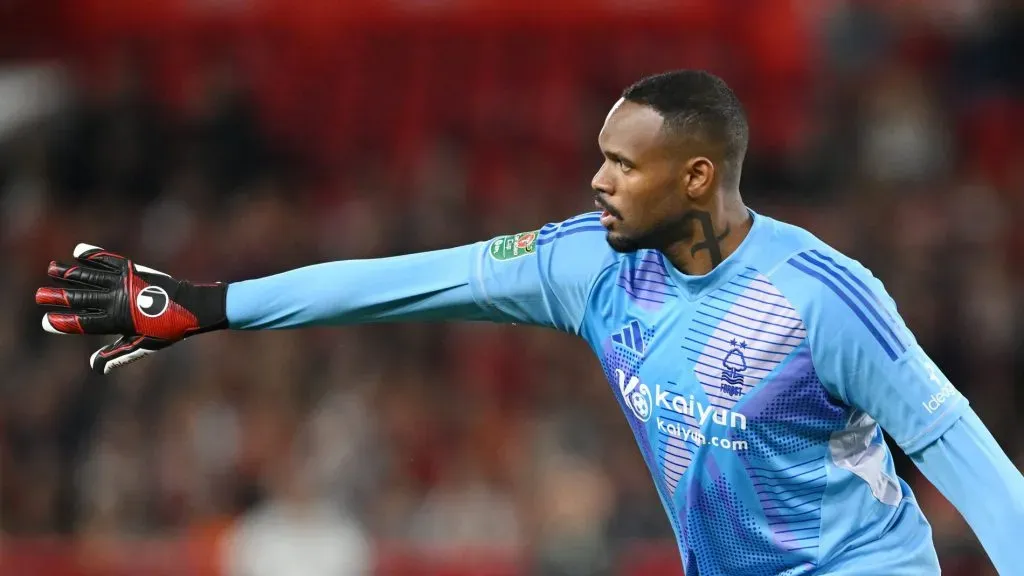Carlos Miguel em ação pelo Notthingham Forest. (Photo by Michael Regan/Getty Images)