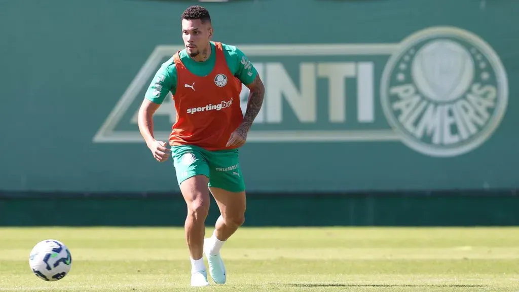 Paulinho durante treinamento. (Foto: Cesar Greco/Palmeiras/by Canon)