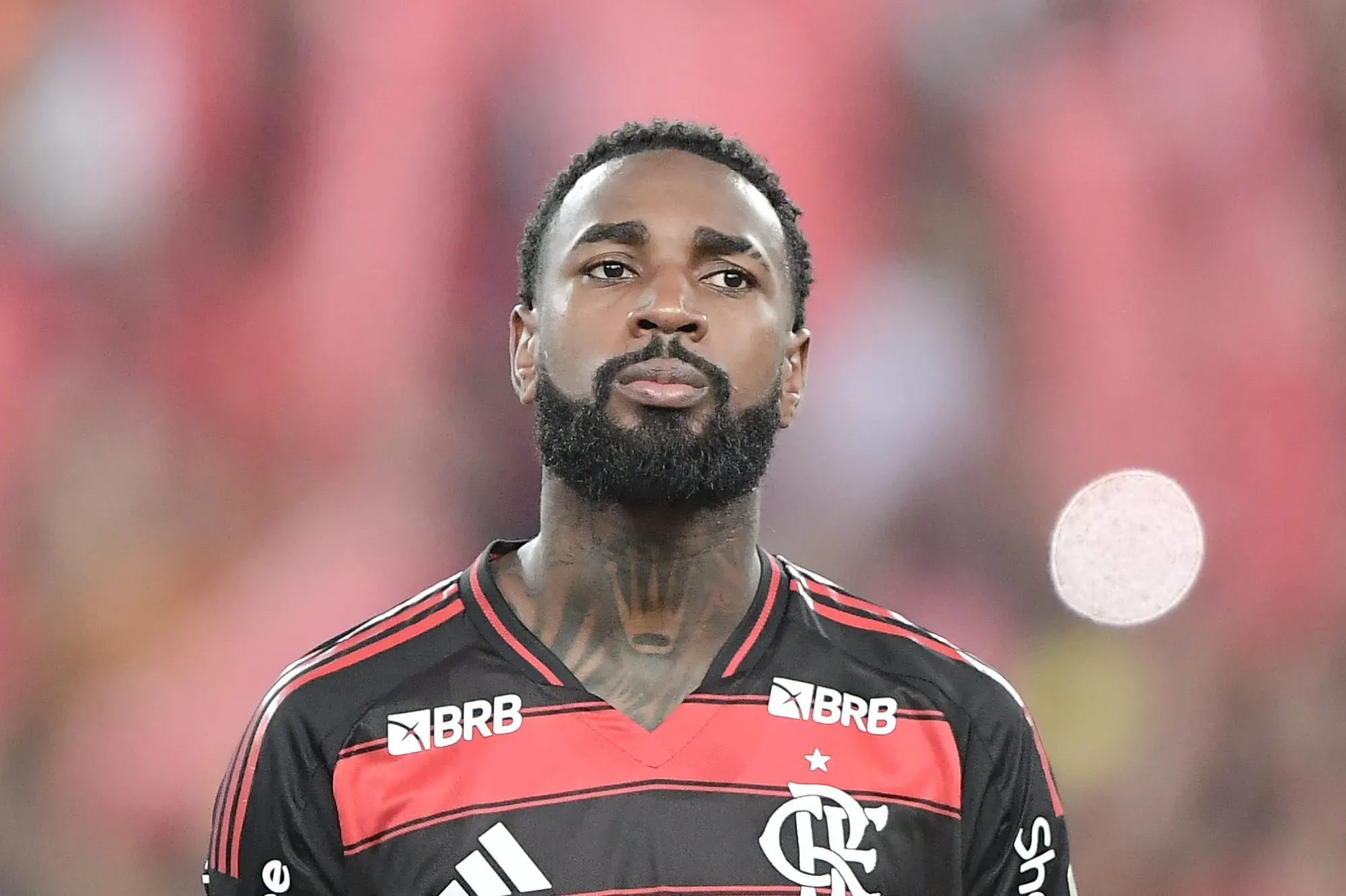 RJ – RIO DE JANEIRO – 28/05/2025 – COPA LIBERTADORES 2025, FLAMENGO X DEPORTIVO TACHIRA – Gerson jogador do Flamengo durante partida contra o Deportivo Tachira no estadio Maracana pelo campeonato Copa Libertadores 2025. Foto: Thiago Ribeiro/AGIF