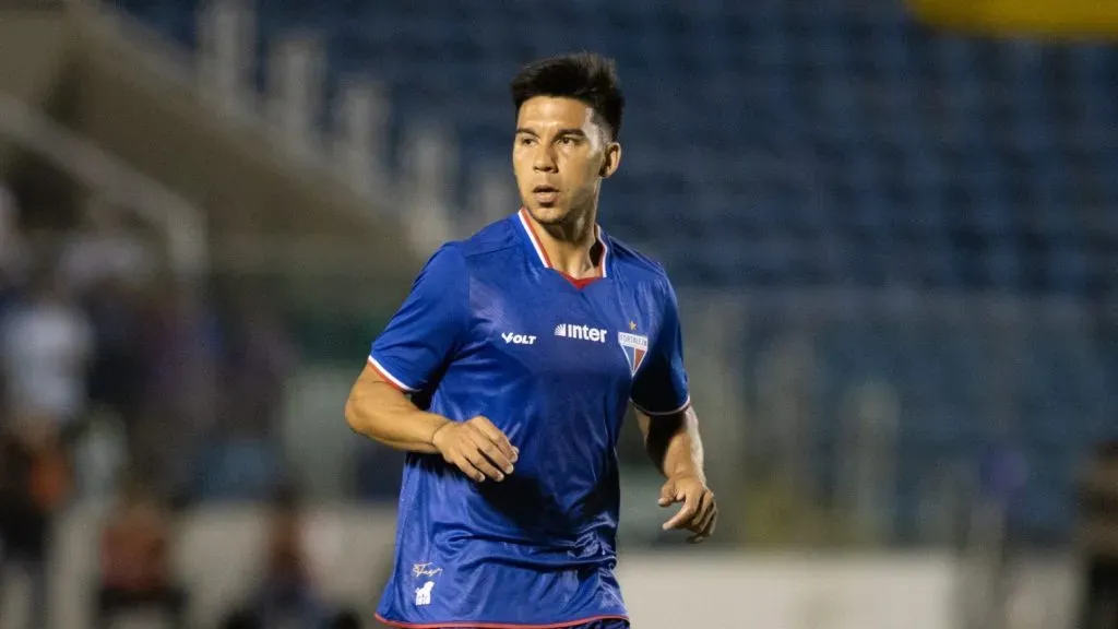 Pol Fernández não jogará no Vélez – Foto: Baggio Rodrigues/AGIF.