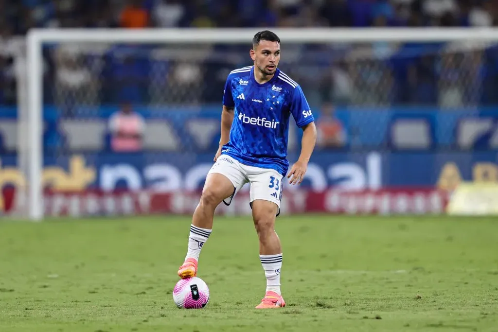MG – BELO HORIZONTE – 18/10/2024 – BRASILEIRO A 2024, CRUZEIRO X BAHIA – Peralta jogador do Cruzeiro durante partida contra o Bahia no estadio Mineirao pelo campeonato Brasileiro A 2024. Foto: Gilson Lobo/AGIF