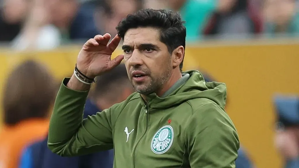 Técnico Abel Ferreira em partida pelo Mundial de Clubes. (Foto: Cesar Greco/Palmeiras/by Canon)