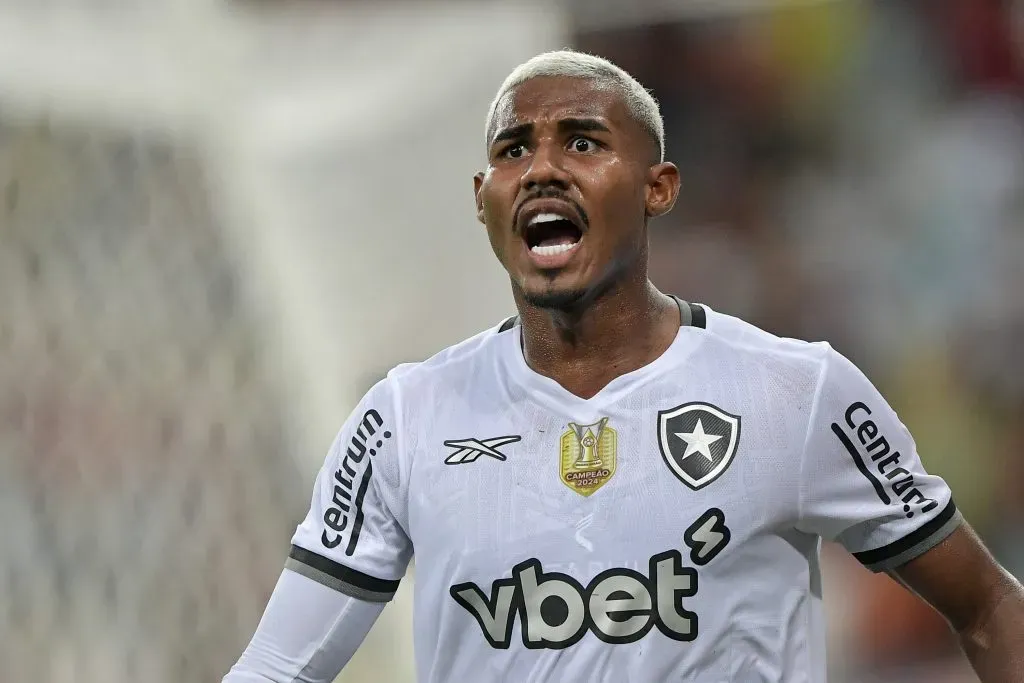 Cuiabano pode atuar como ponta diante do Palmeiras – Foto: Thiago Ribeiro/AGIF.