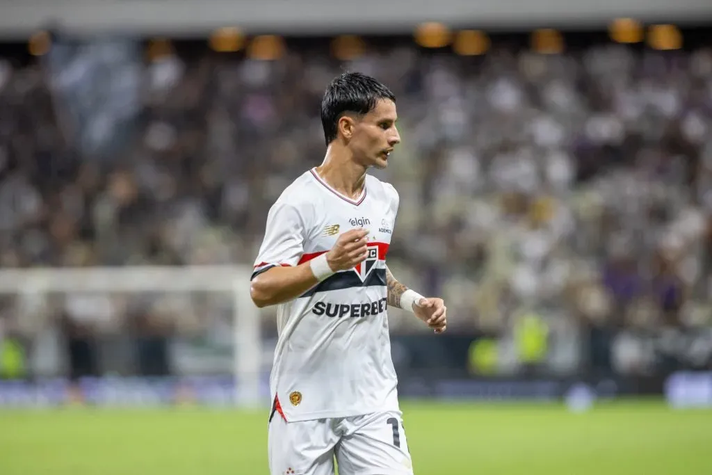 CE – FORTALEZA – 26/04/2025 – BRASILEIRO A 2025, CEARA X SAO PAULO – ferreirinha jogador do Sao Paulo durante partida contra o Ceara no estadio Arena Castelao pelo campeonato Brasileiro A 2025. Foto: Baggio Rodrigues/AGIF